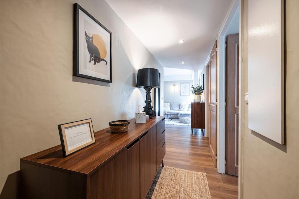 Elegant And Chic 2 Bedroom With Pool Apartment Cannes
