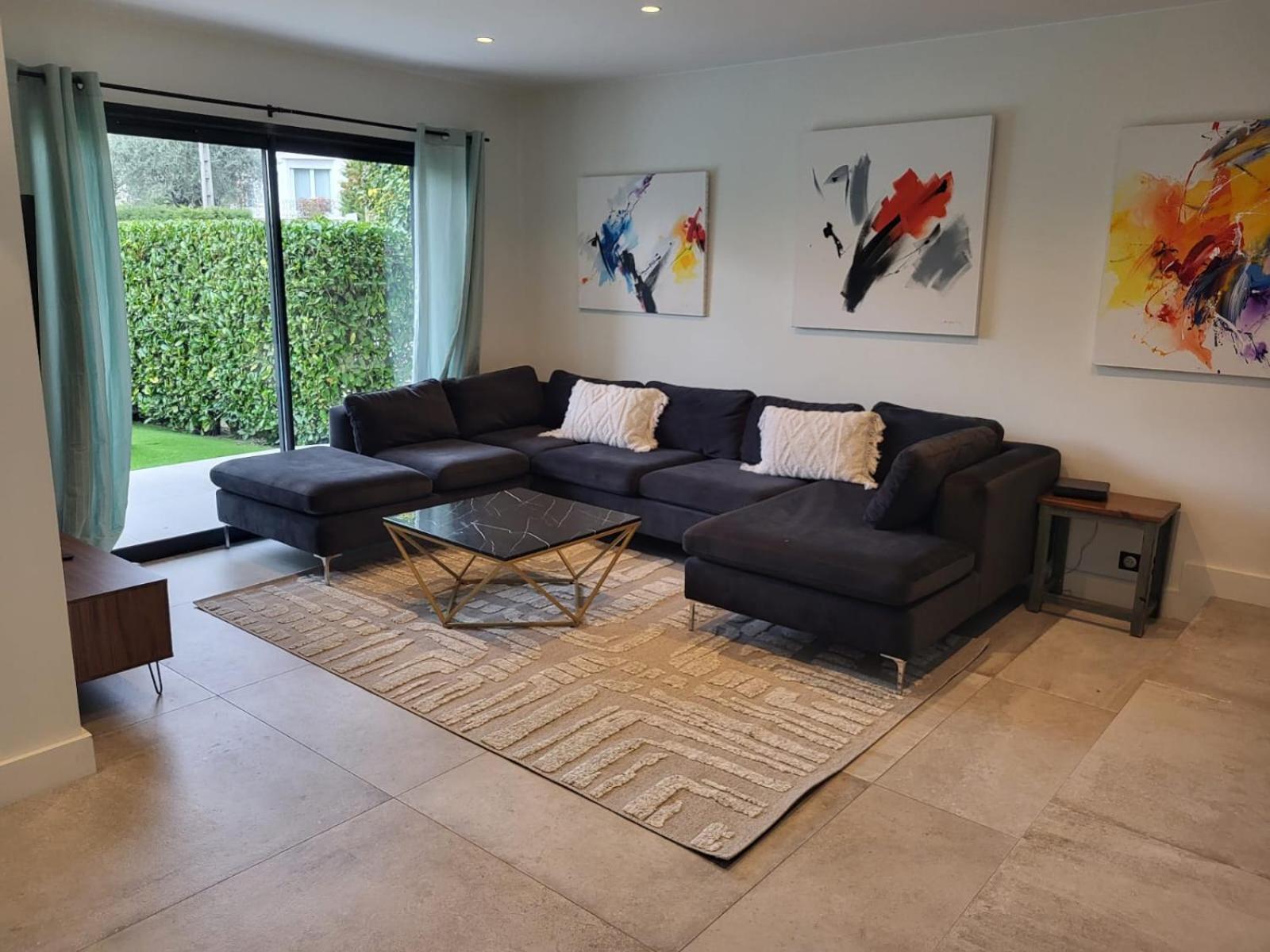 Bel Air Cannes: Renovated Beachfront Retreat With Pool Villa