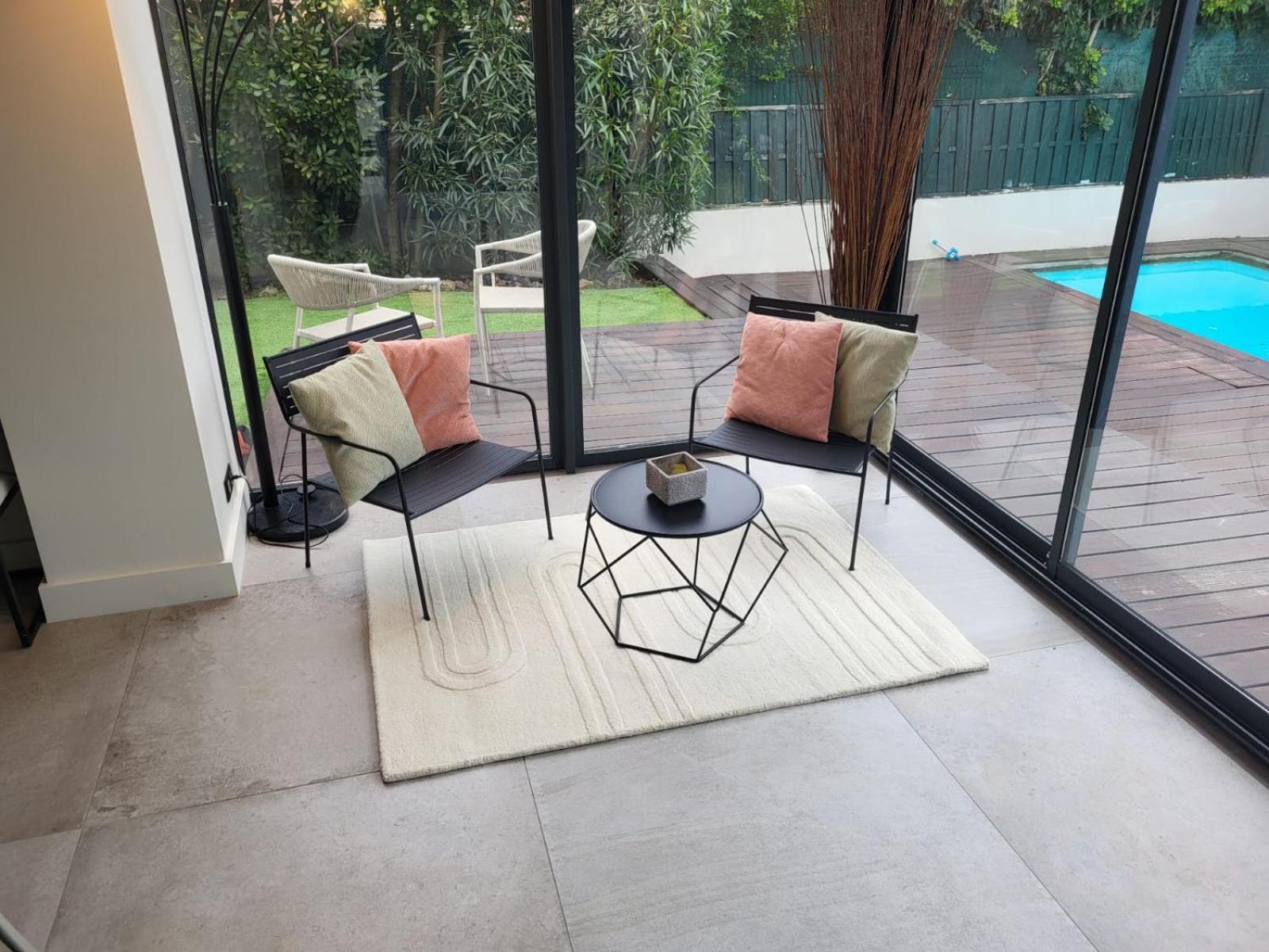 Bel Air - 240m2 - Freshly Completely Renovated - - Pool - No Party Allowed - No Bachelor-ette Villa