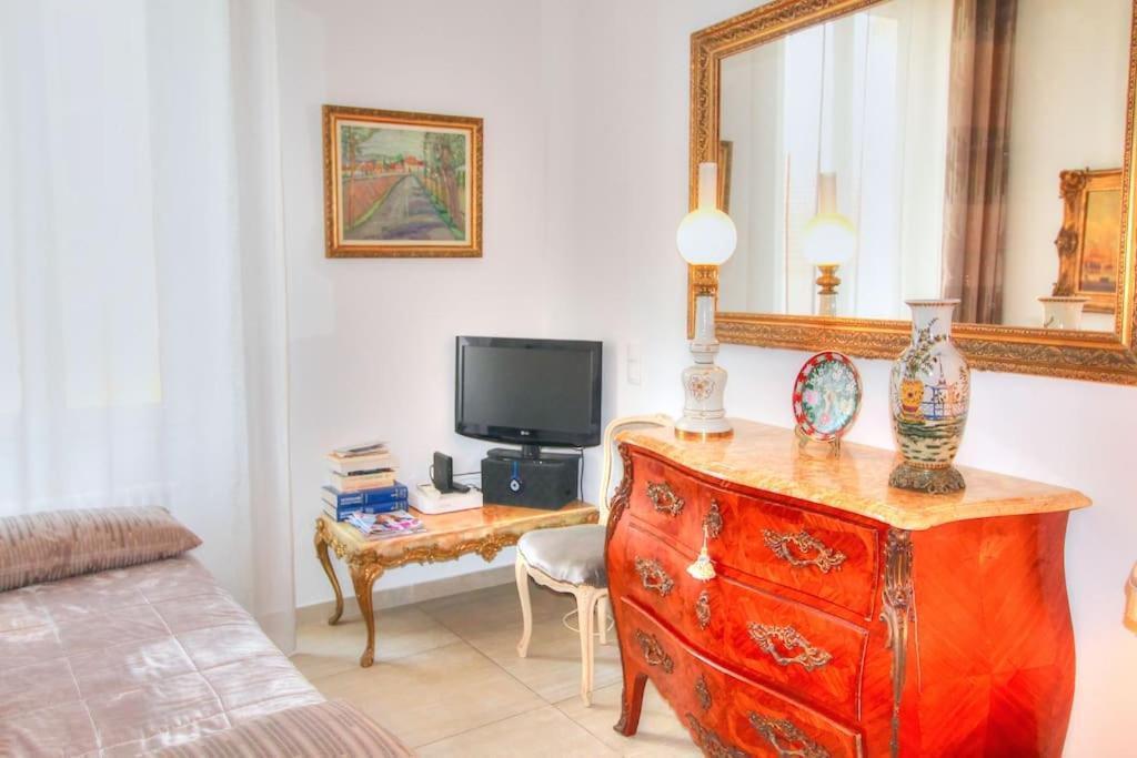 Alc- B0r38 - 12 Min Palais