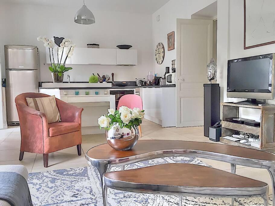 Alc- B0r38 - 12 Min Palais * Cannes