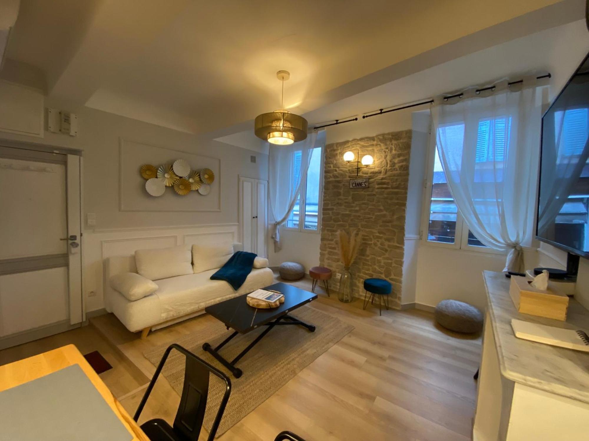 Renove Suquet * Cannes
