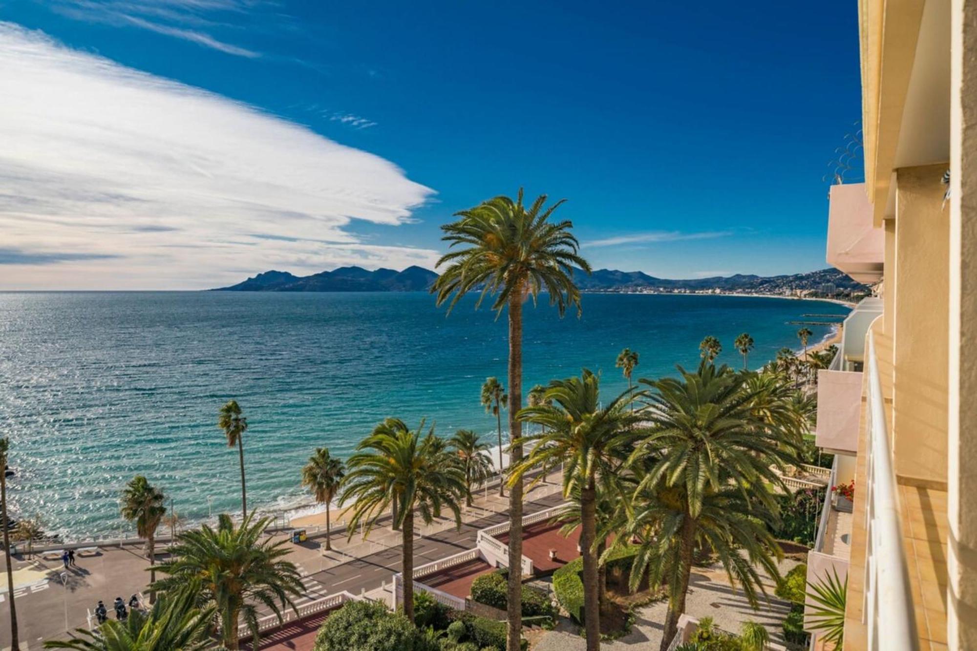 Beautiful With Great Sea View Cannes