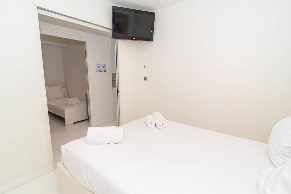 Apartment Croisette 1 Mn 2 Bedroom W/ Terrace Olam