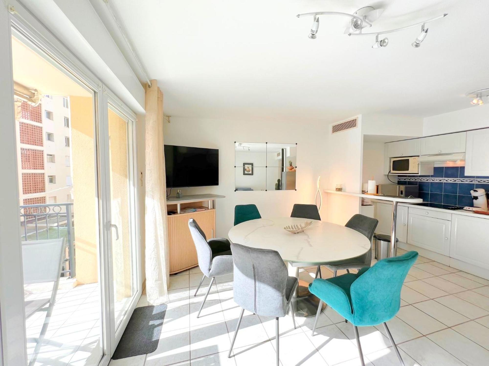 Palazzio 3, Quartier Vieux Port Avec Parking, By Welcome To Apartment