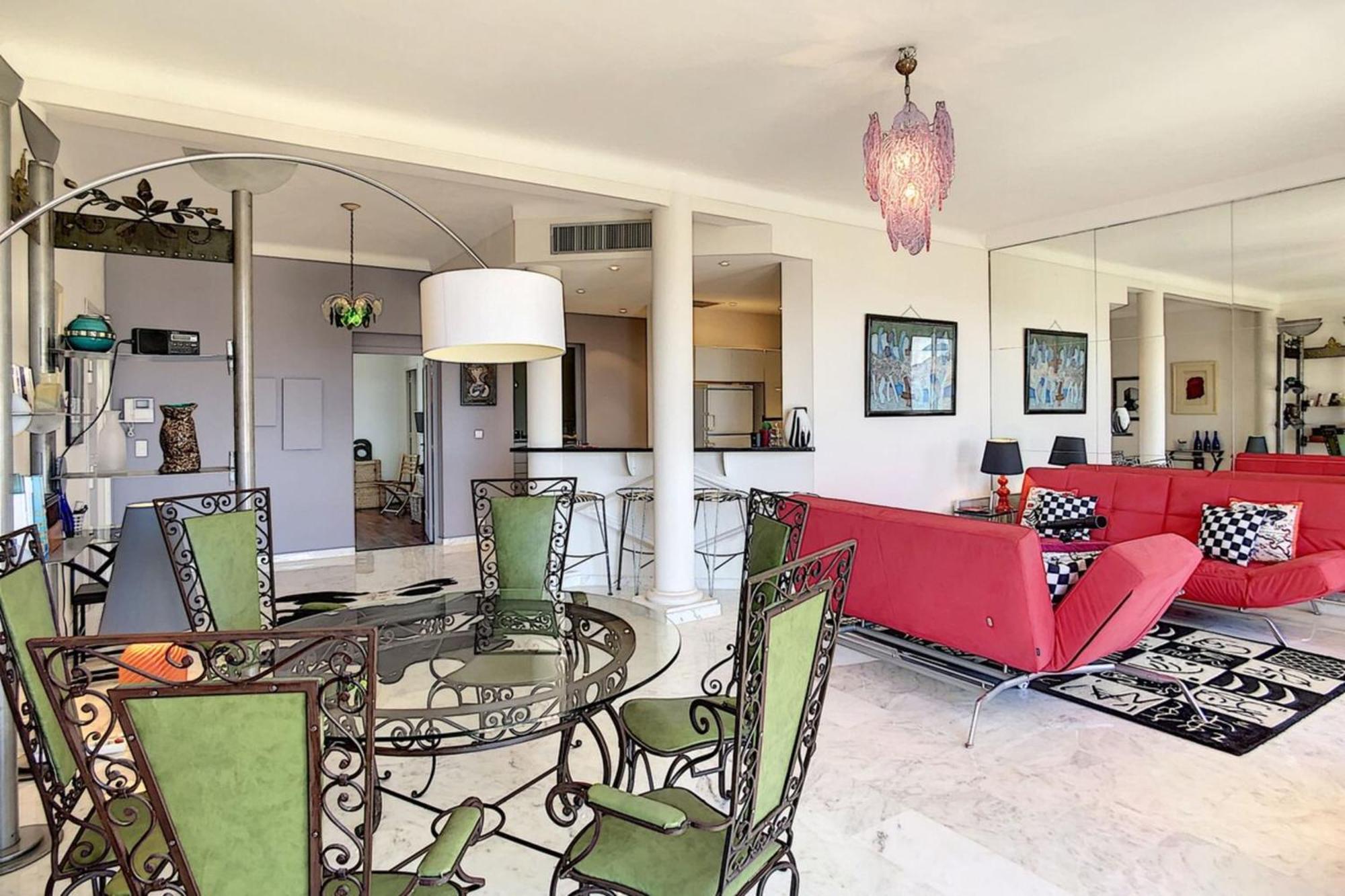 Superb 2 Bedroom With Sea View On The Croisette Apartment *