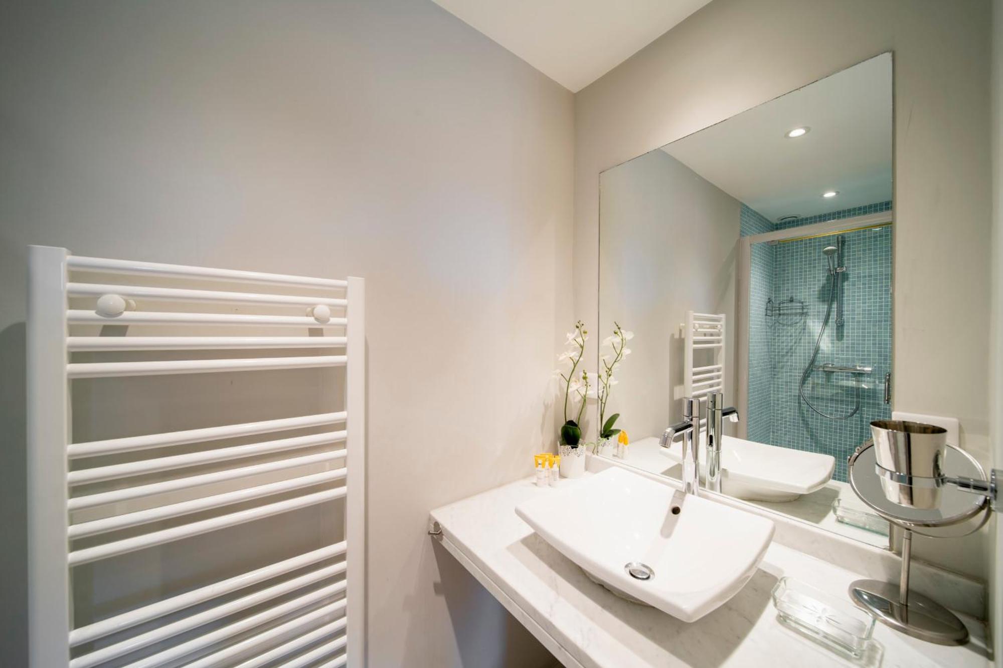 Apartment Luxury - Pretty 3 Bedroom To Rent With 50m Terrace