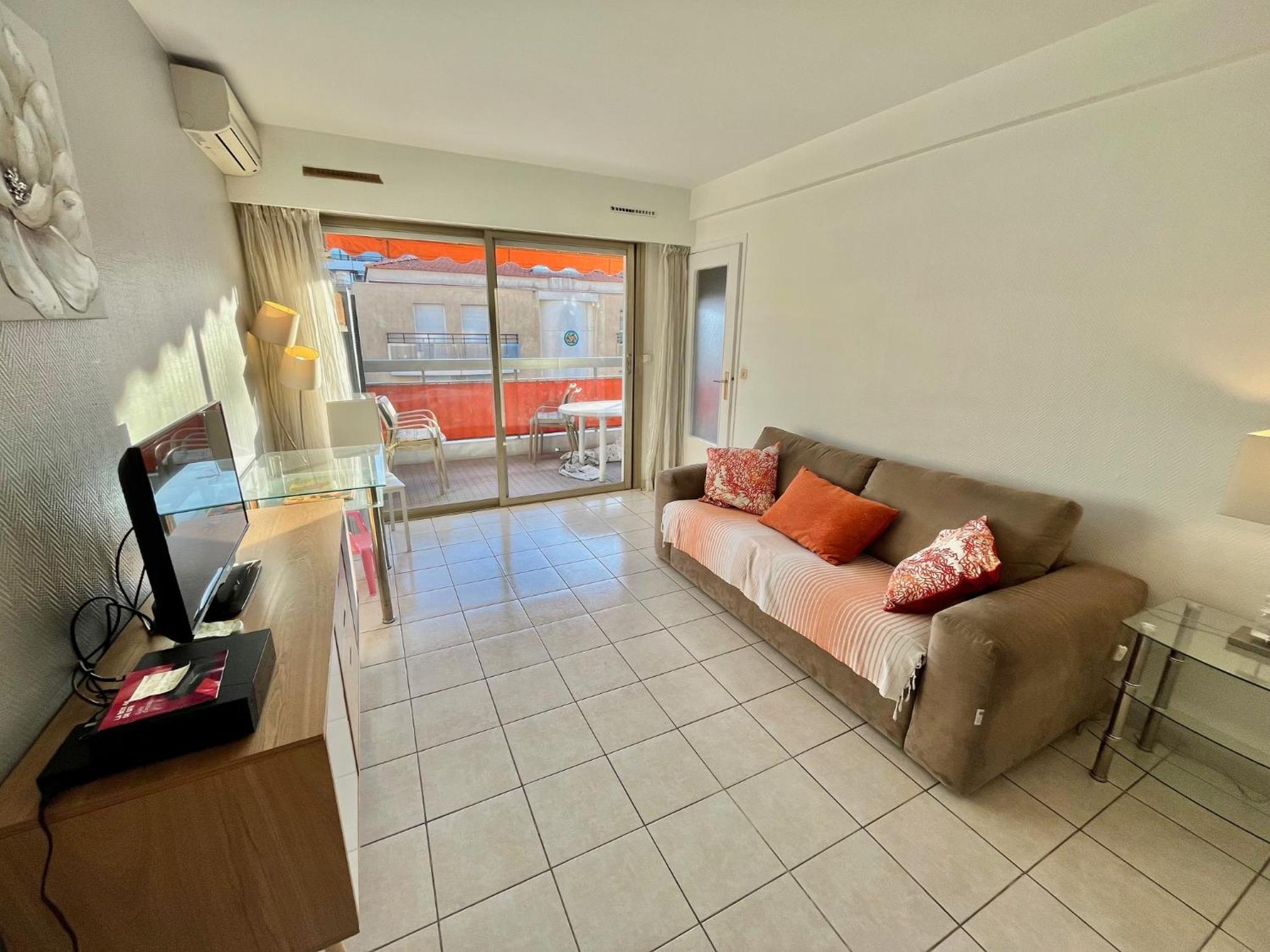 Kent By Welcome To Apartment