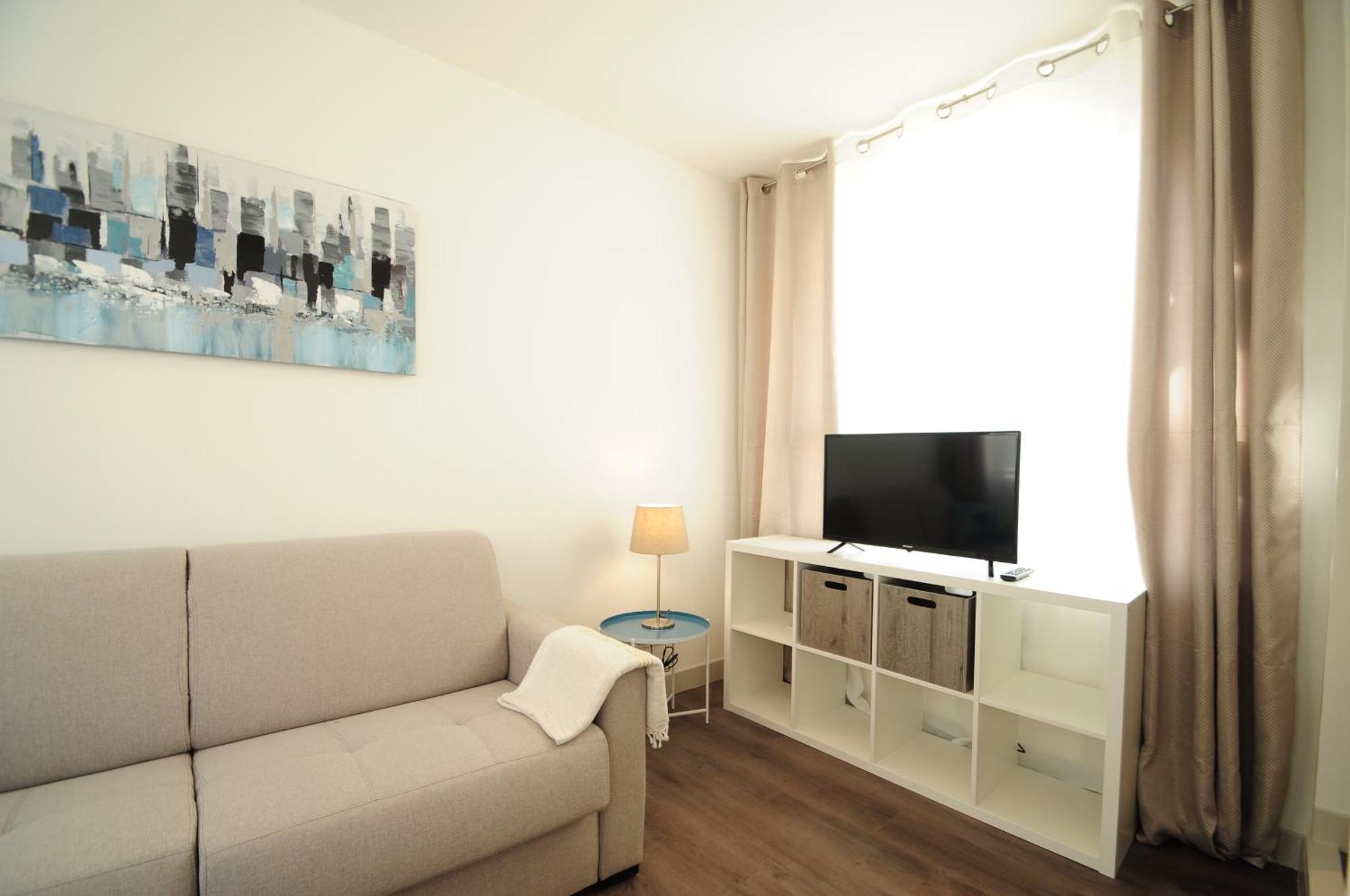 Les Trois Mai Apartment *