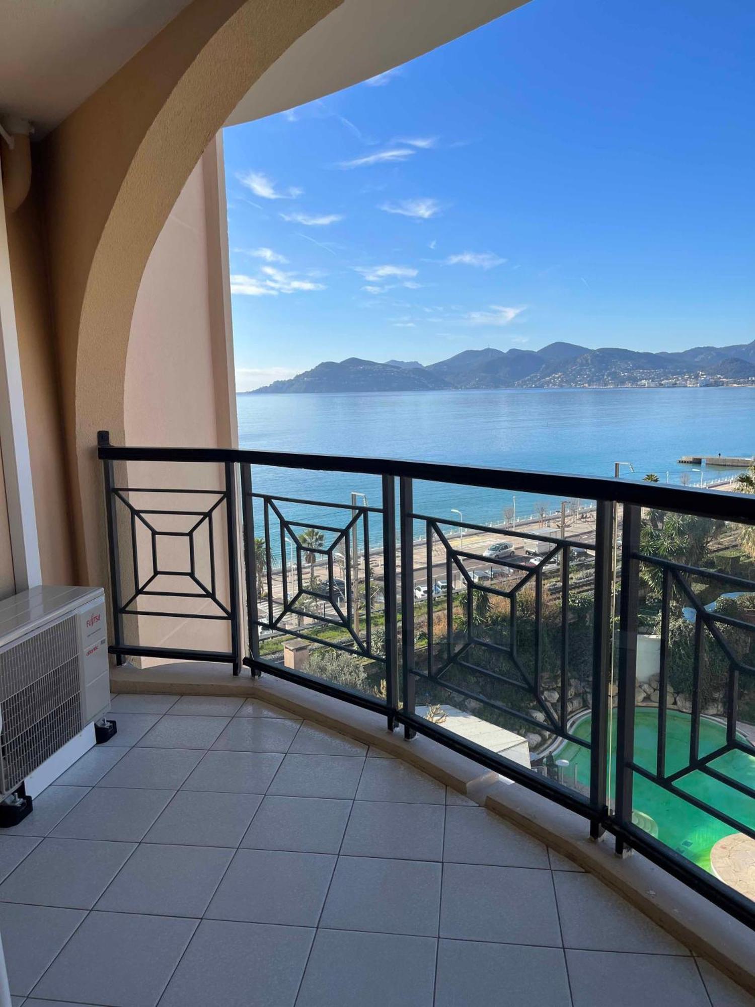 Cannes Apartment With Sea View, Aircondition And Parking Apartment *