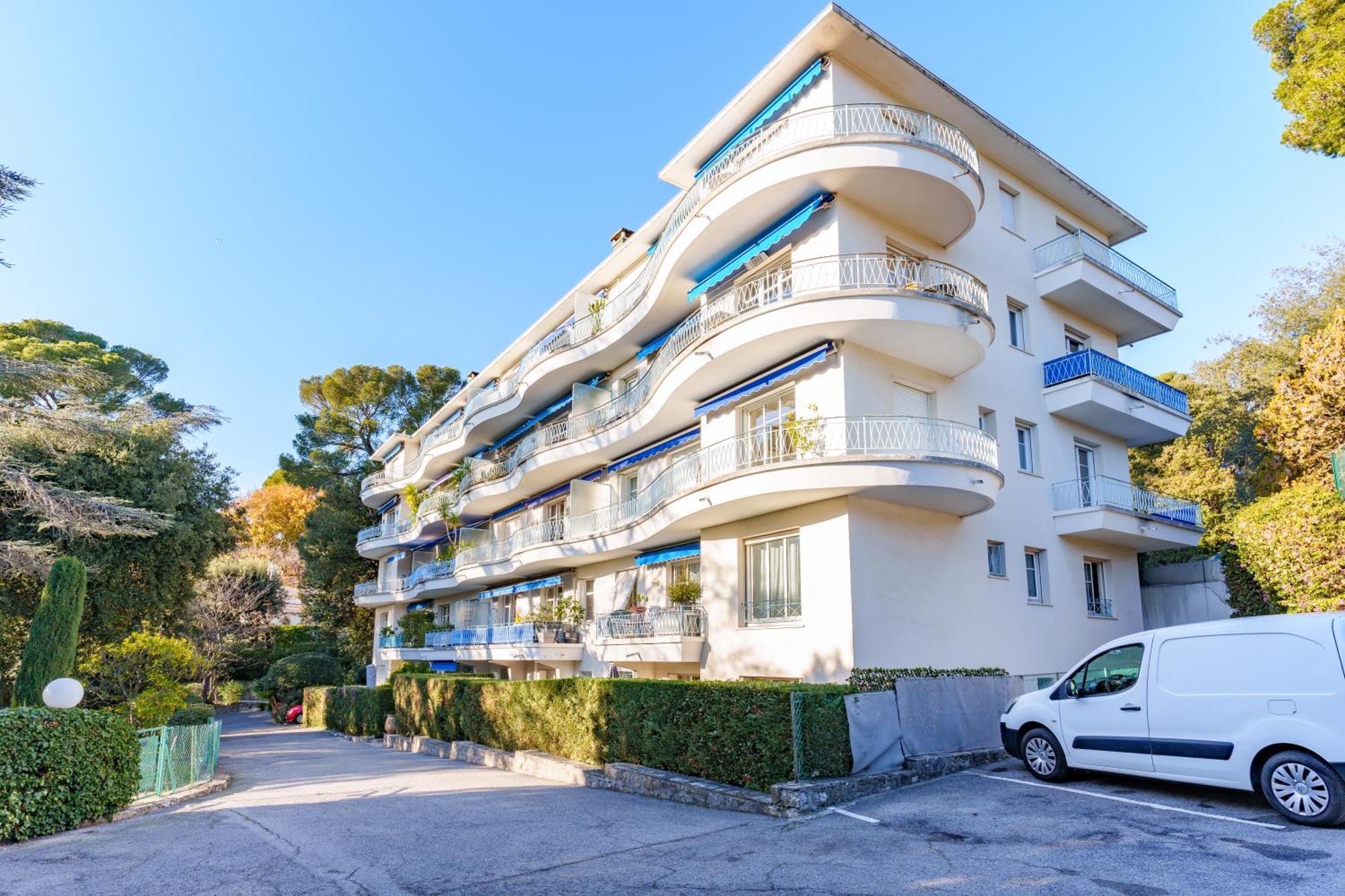 Isola Bella Centre Apartment *