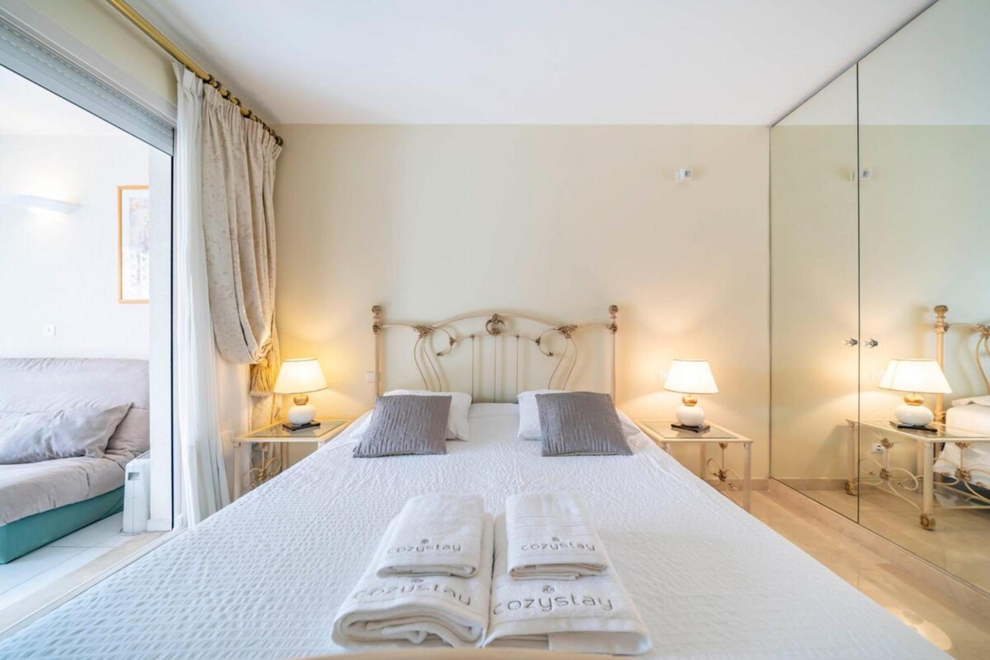 Beautiful One Bedroom Two Minute Walk To Carlton * Cannes