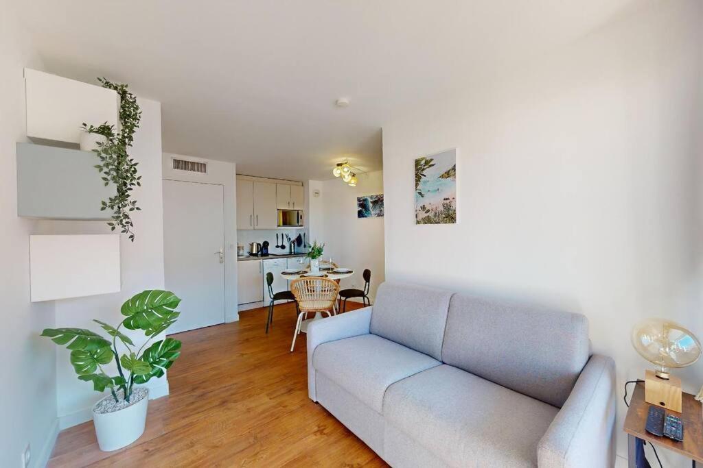 Apartment Terrasse Avec Apercu Mer, Piscine, A 200m