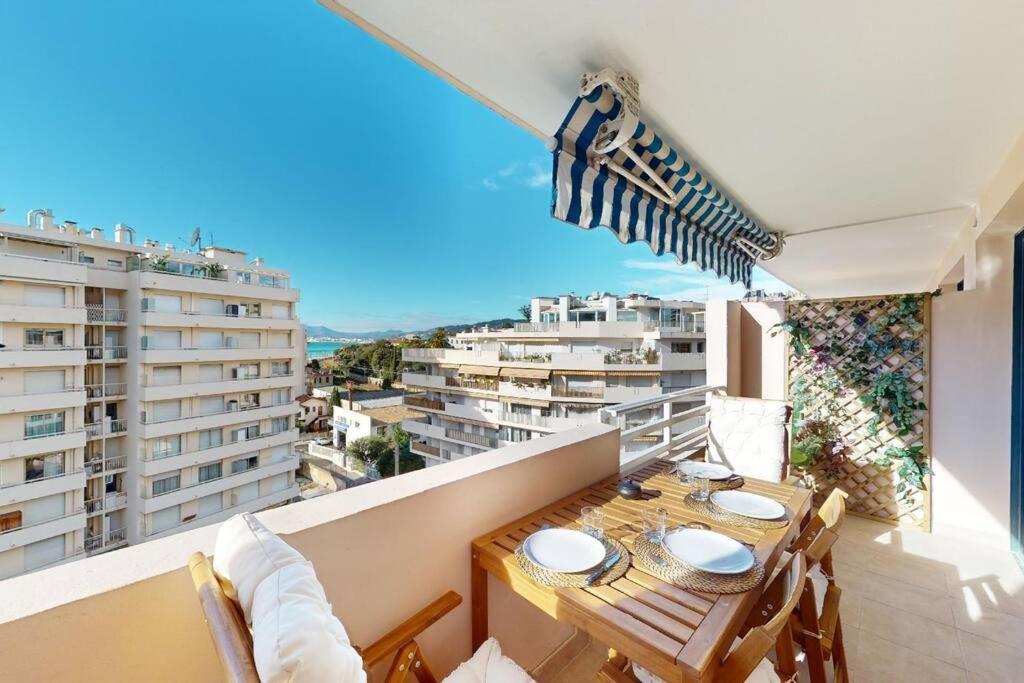 Apartment Terrasse Avec Apercu Mer, Piscine, A 200m Cannes