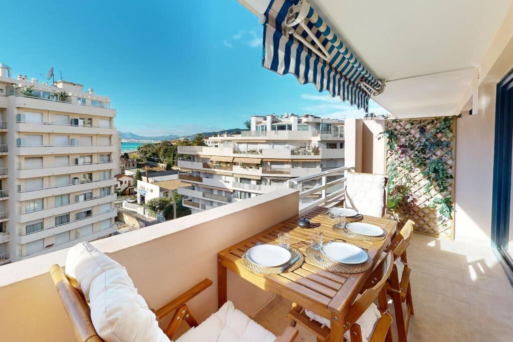 Terrasse Avec Apercu Mer, Piscine, A 200m Cannes