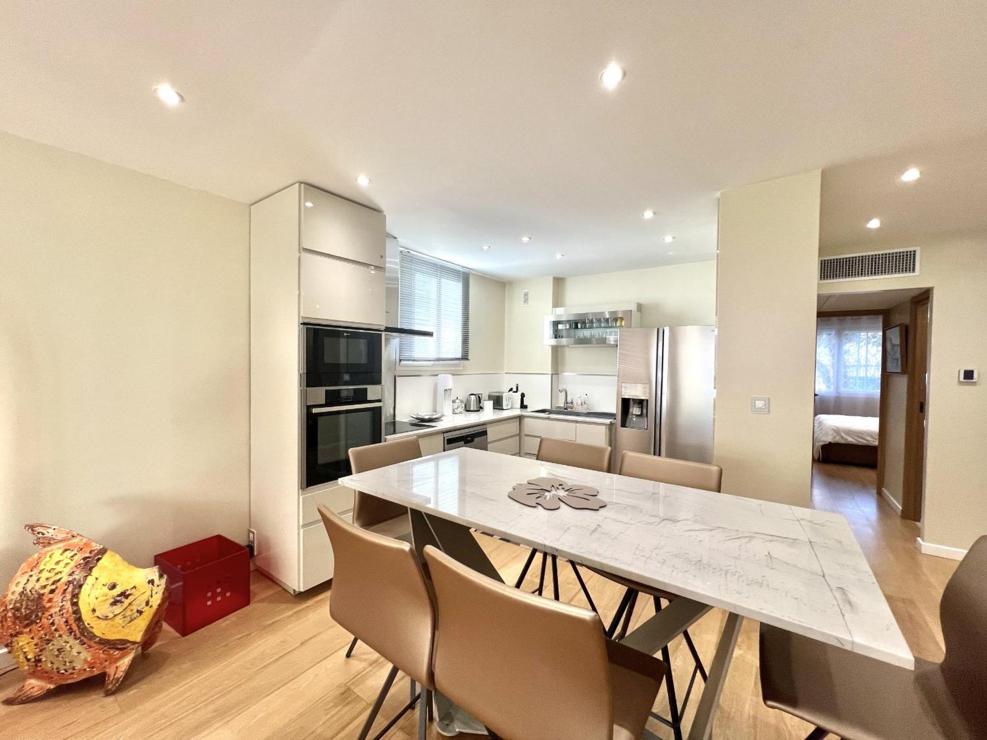 Rosalia Luxury 3 Bedrooms Near Beaches By Welcome To Apartment *