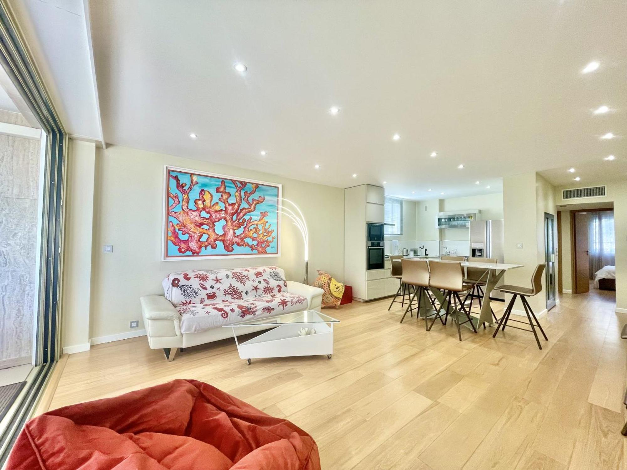 Rosalia Luxury 3 Bedrooms Near Beaches By Welcome To Apartment *