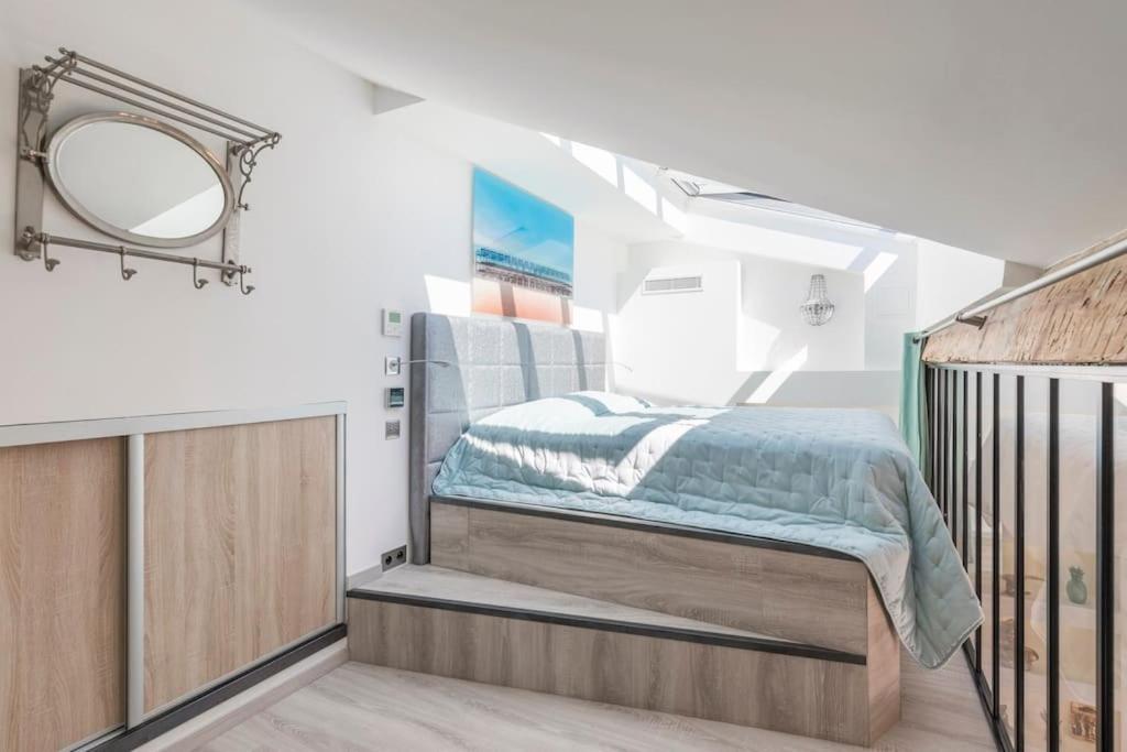 Facing D Port Of Duplex With A View Appartement Cannes