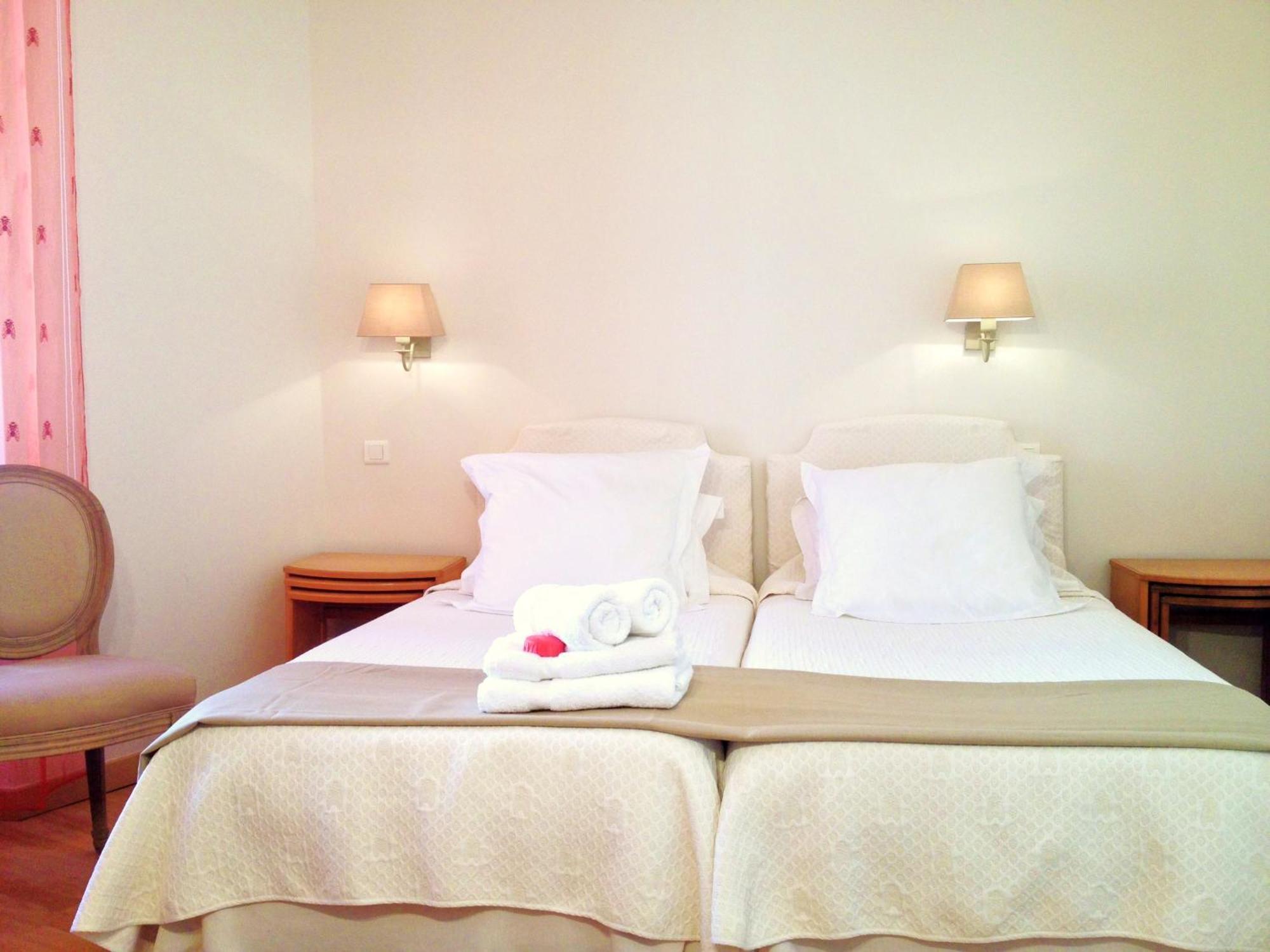 7 Florian Apartment