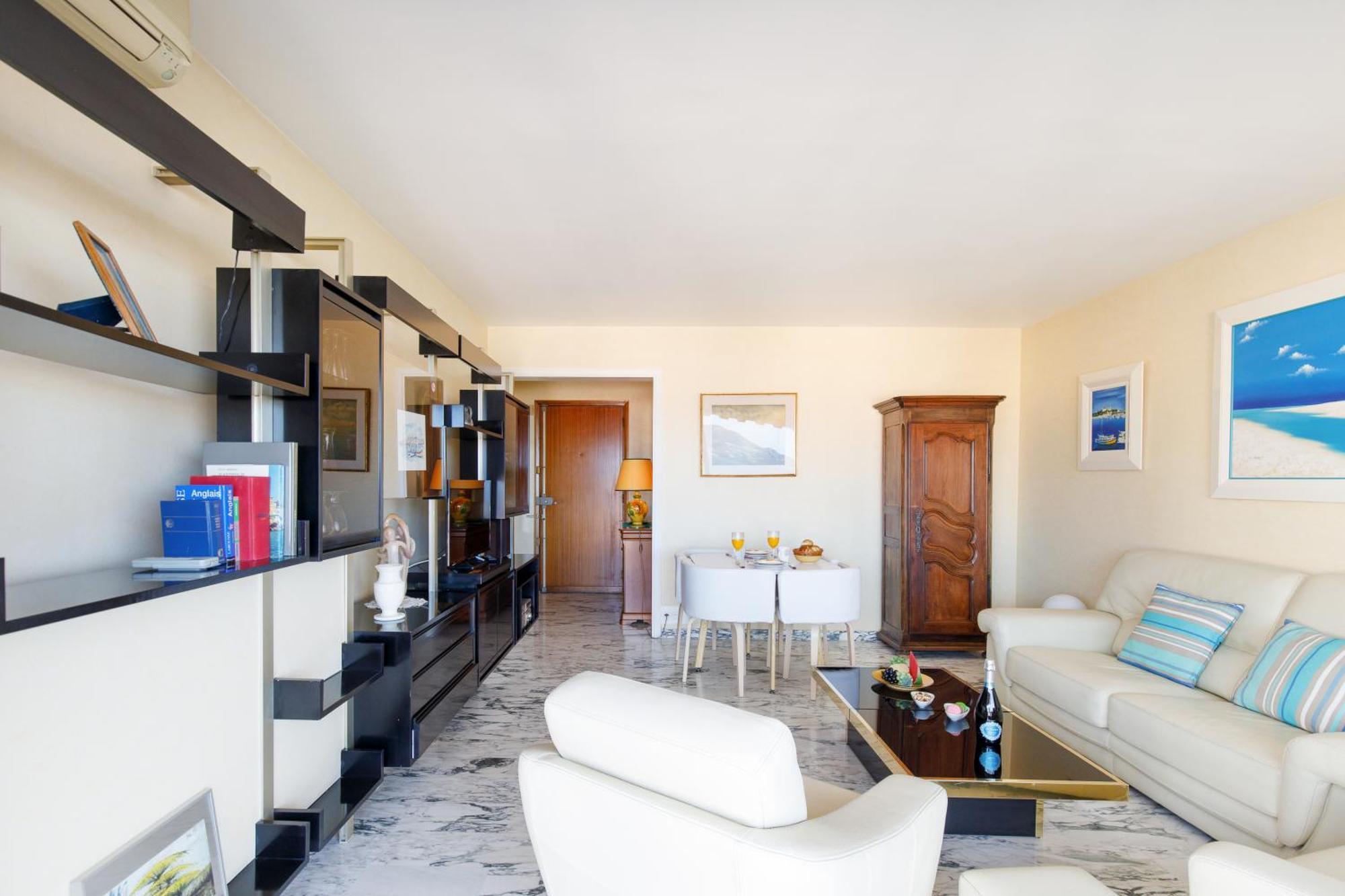 Gabriel Yourhosthelper Apartment Cannes
