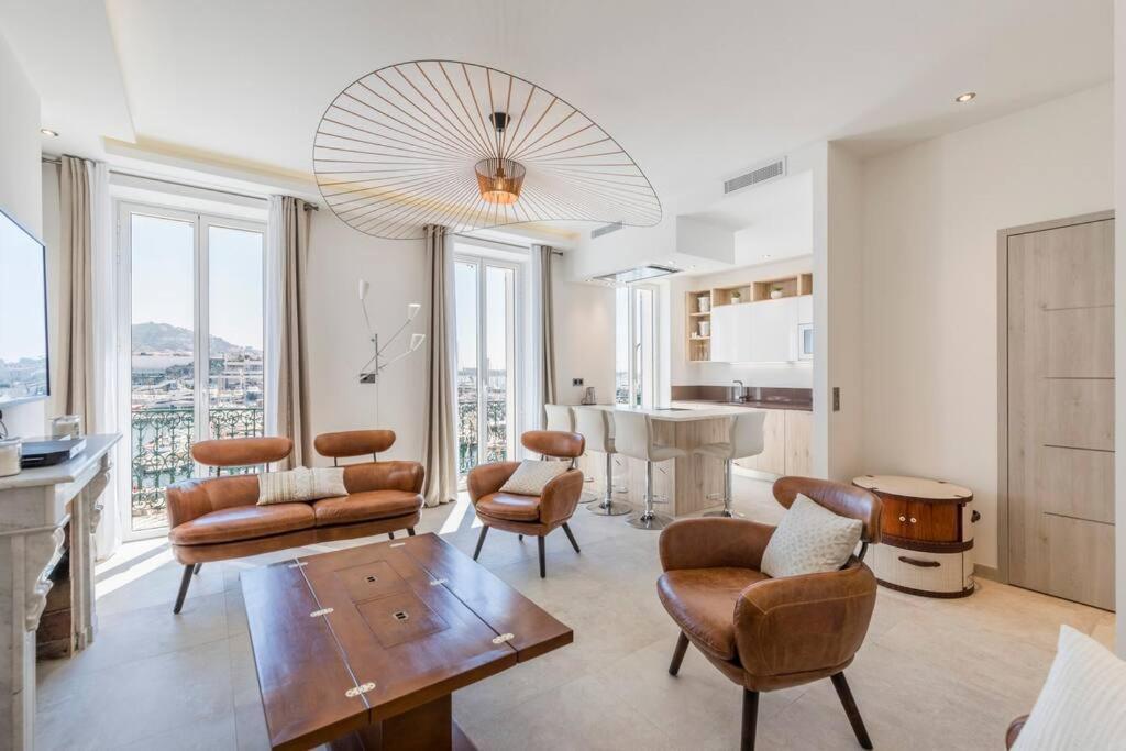 Wow View! 2br Facing Old Port 4th Floor Olam