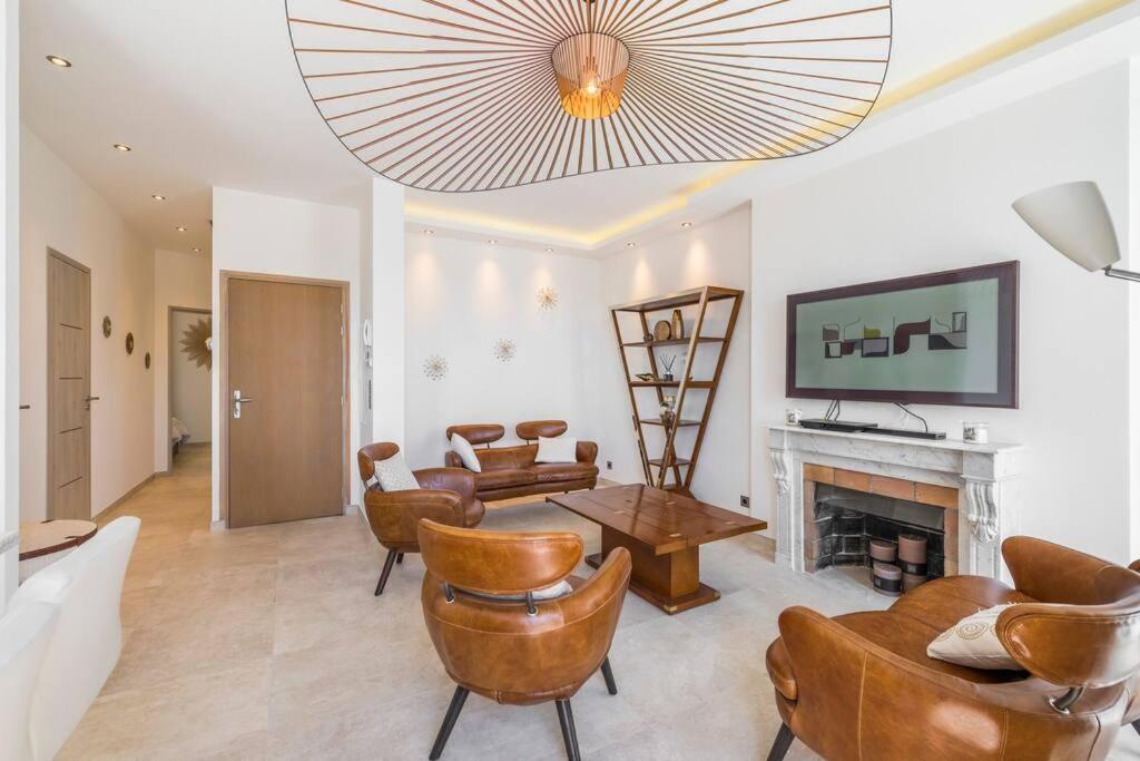 Wow View! 2br Facing Old Port 4th Floor Olam * Cannes