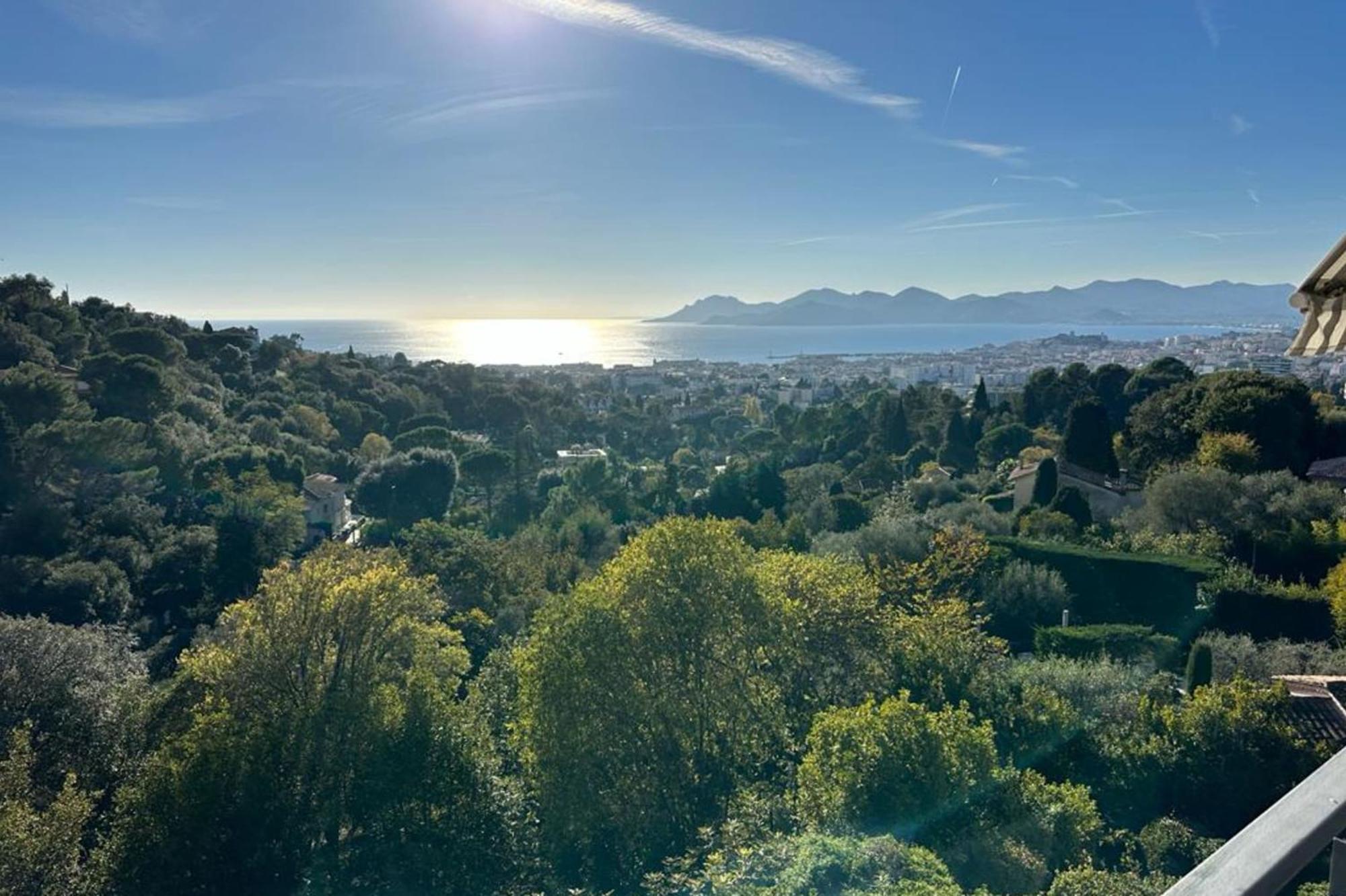 We ! Amazing Sea View 2 Bedrooms La Vista Apartment
