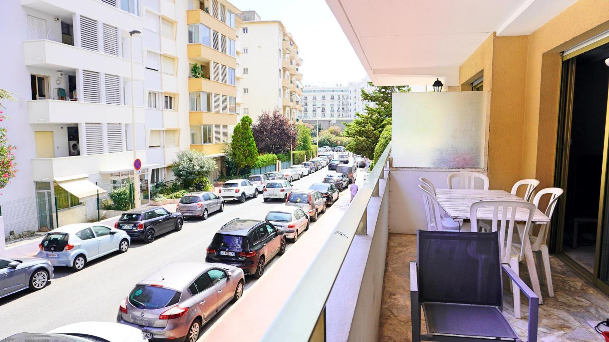 Proche Croisette, T2 Avec Terrasse, By Palmazur *