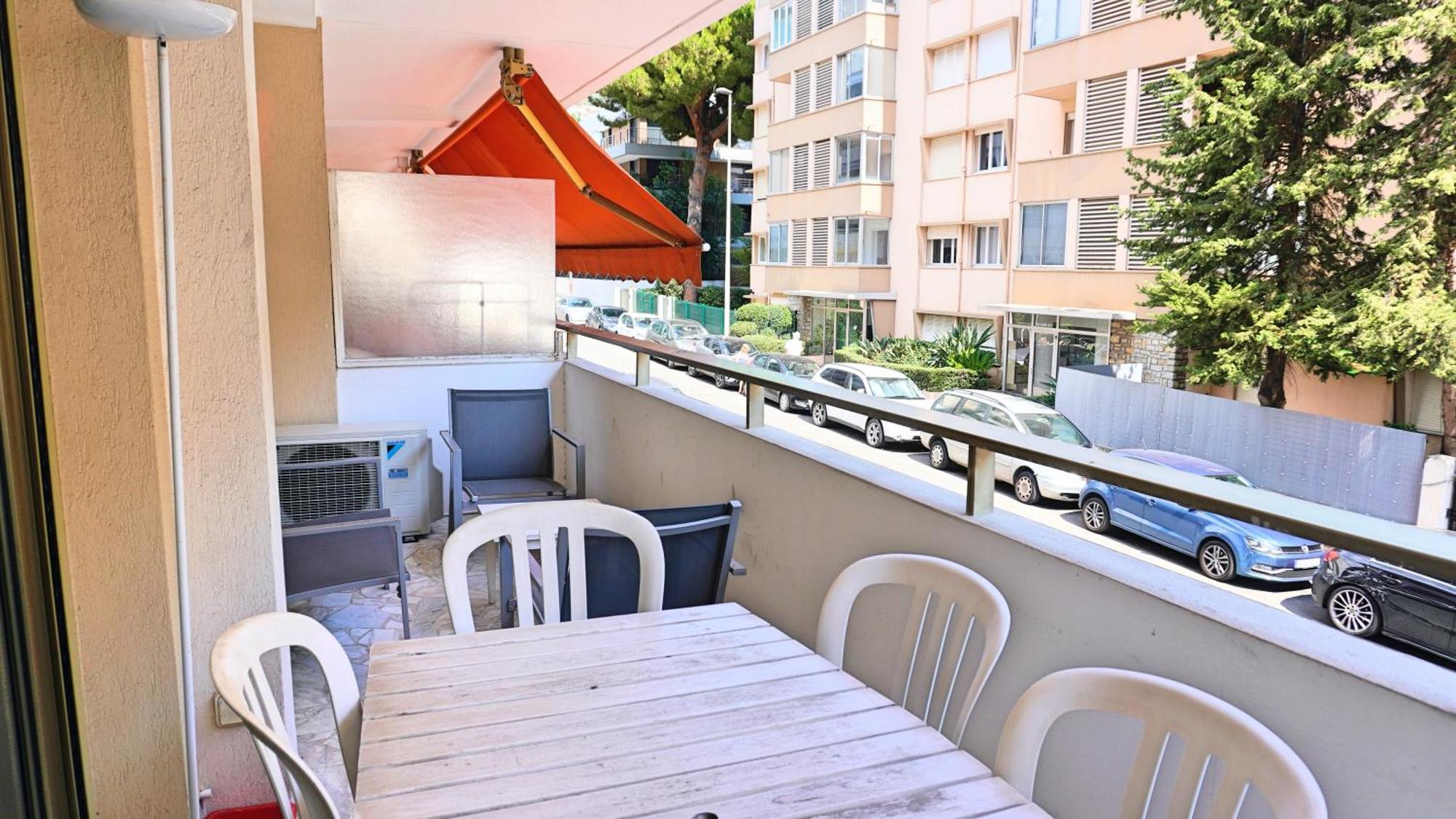 Apartment Proche Croisette, T2 Avec Terrasse, By Palmazur Cannes