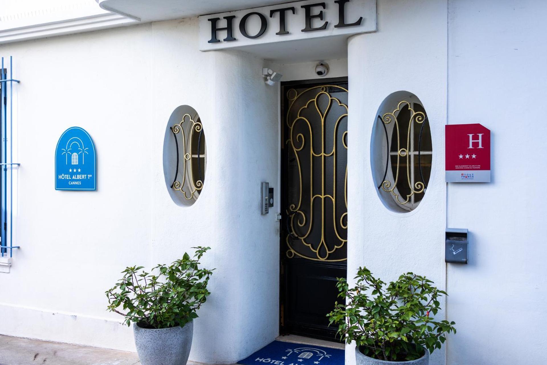 1er Hotel 3*