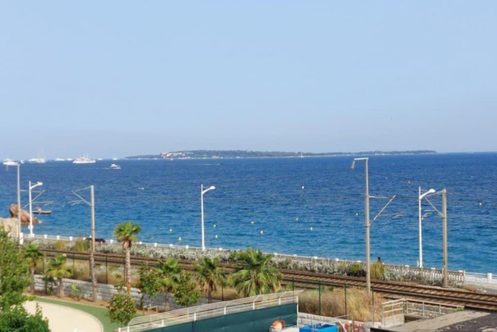 Bocca Baie T2 En Bord De - Axelle Loc Cannes