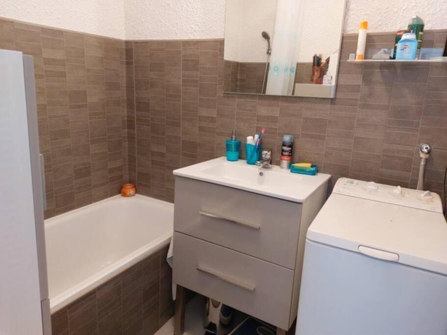 Bocca Baie T2 En Bord De - Axelle Loc Apartment