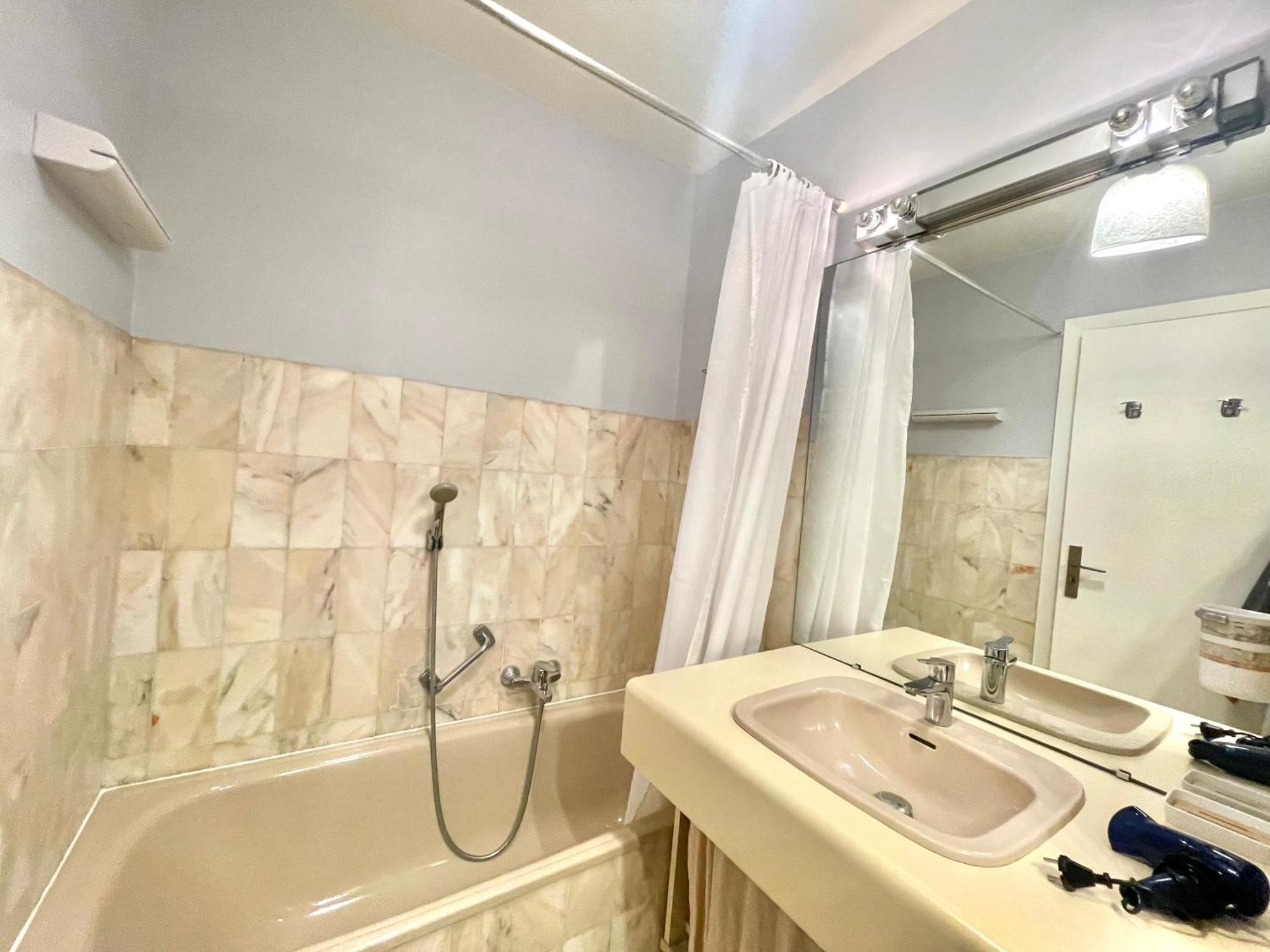 Appartement Center 2 *