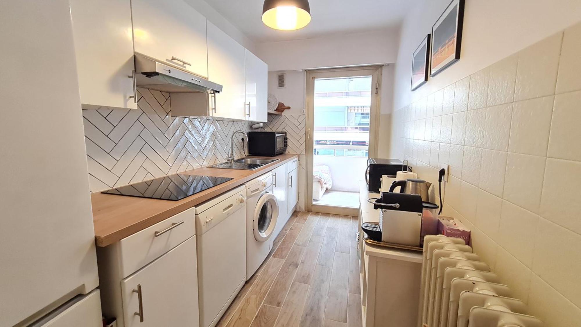 Happy - 2 Terraces - 1min To The Apartment