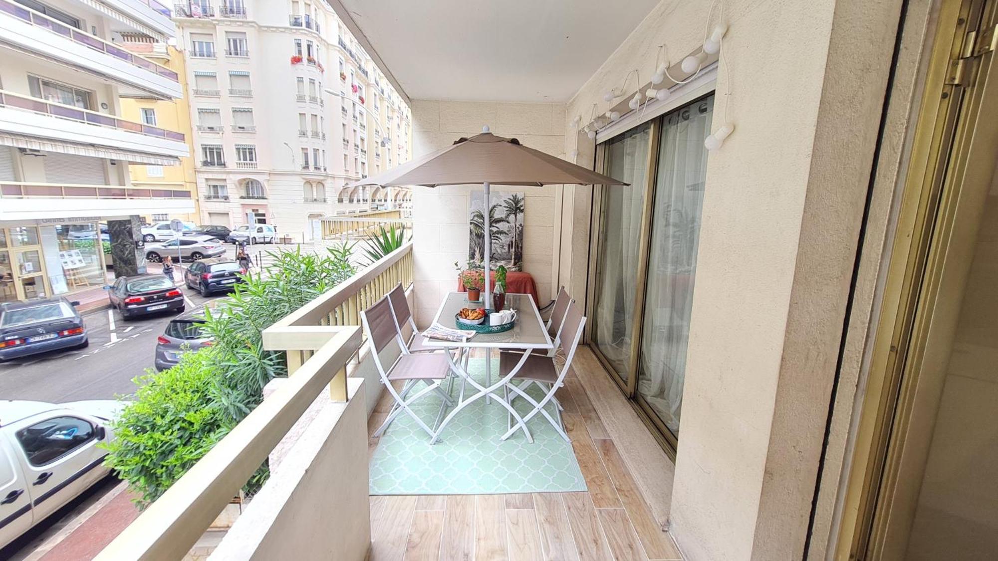 Happy - 2 Terraces - 1min To The Apartment *