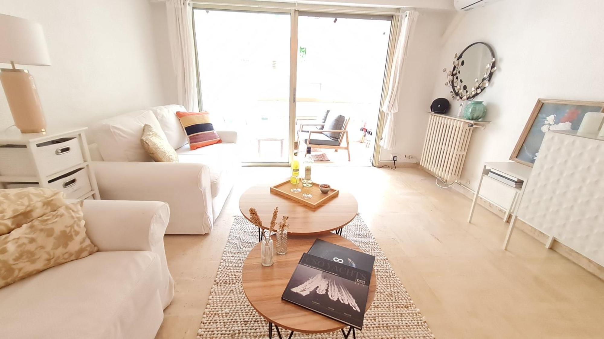 Happy - 2 Terraces - 1min To The Apartment *