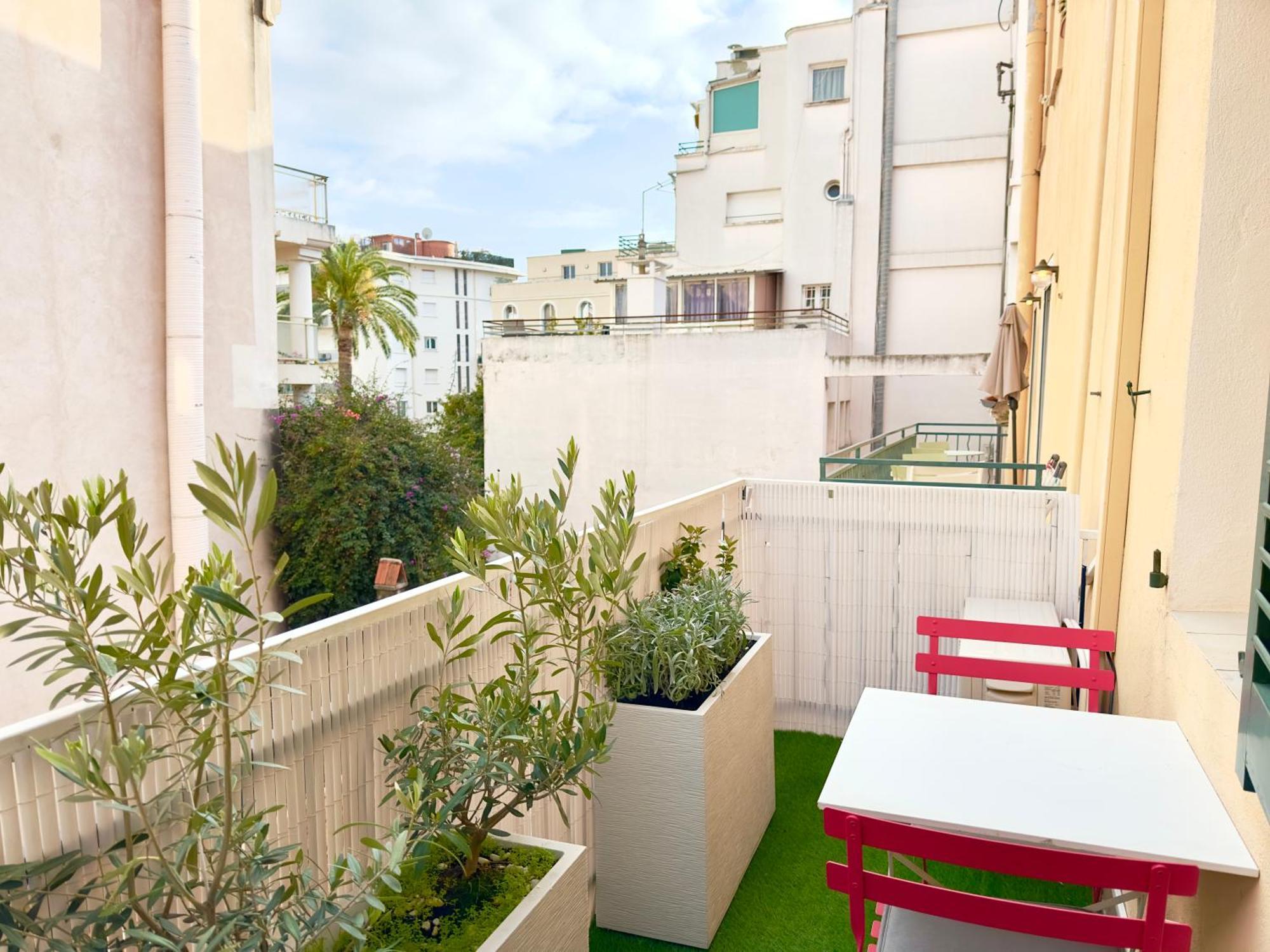 Superbe 3 Pièces 80m2 - Espace Bureau - 2mn Croisette * Cannes