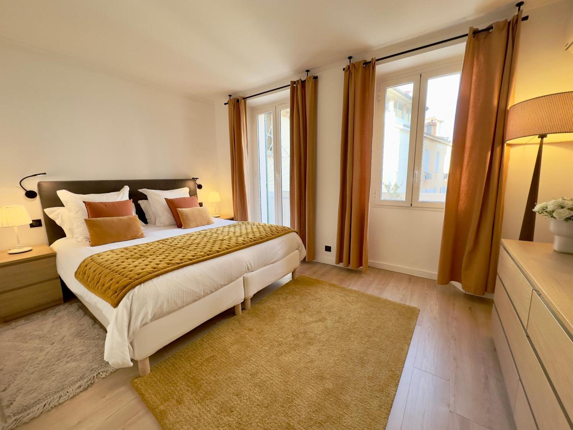Appartement Superbe 3 Pièces 80m2 - Espace Bureau - 2mn Croisette *