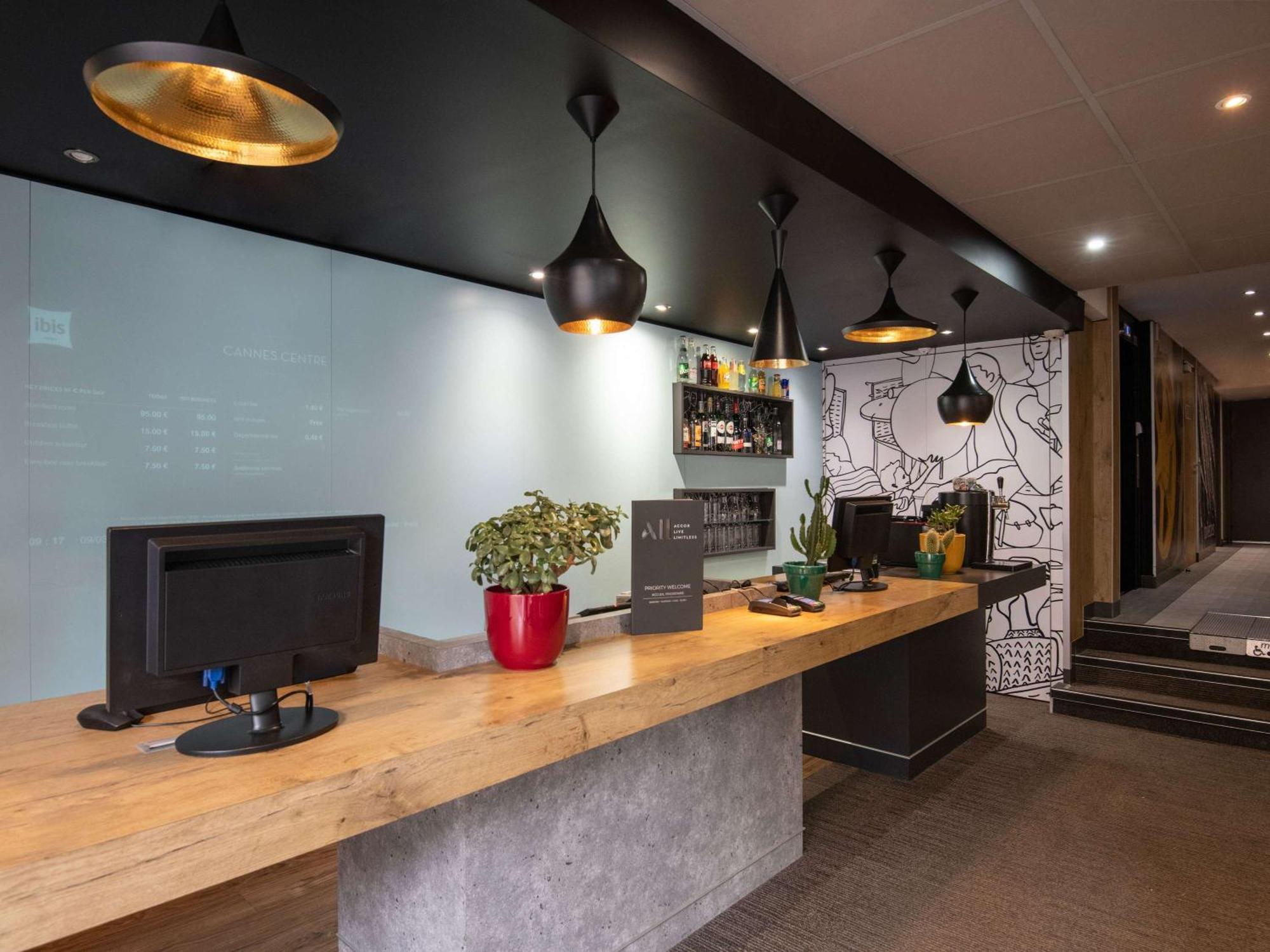 Hotel Ibis Centre 3*