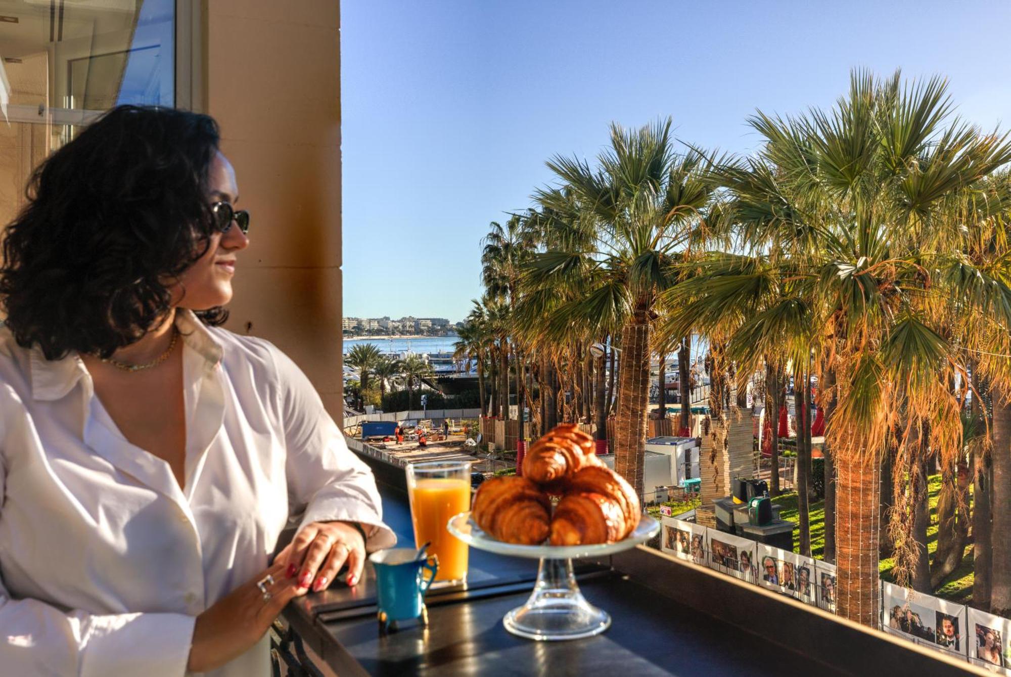 Cocoon In Sea View. * Cannes