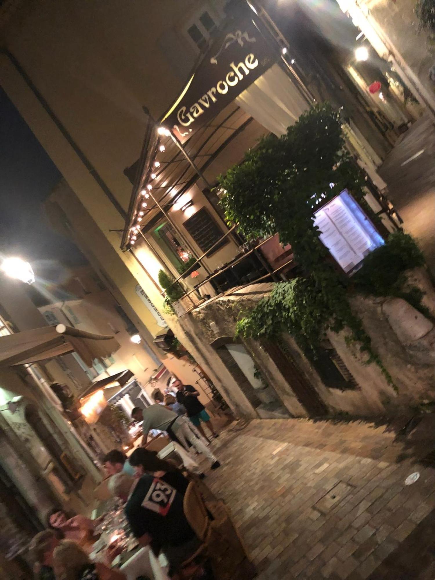 Suquet Center - 100m From & 10min Palace *