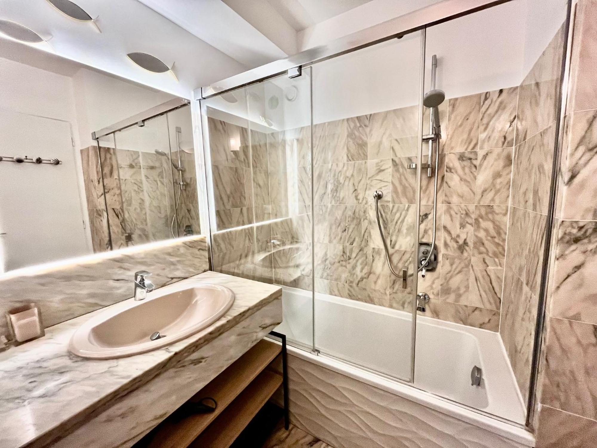 Appartement Les Jardins De La Croisette 6 *