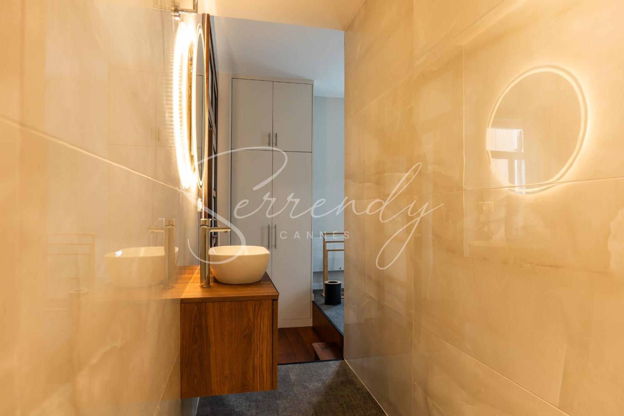 Stylish 1-bedroom Near Beaches & Croisette * Cannes