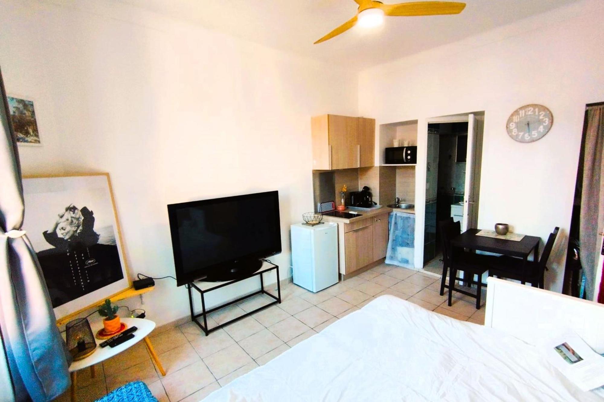 Charming Ideal For Congresses And Holidays Live In Gazagnaire Appartement *