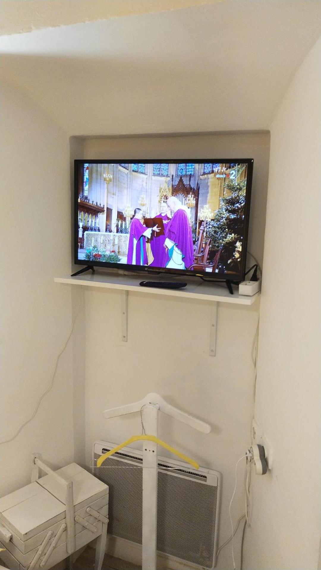 'petite-maison' A Droite Vieux Port Palais - 3 Ou 4 Ch - 4 Tv - 3 Sdd - 2 Wc Indpdts - Fibre - Pkgs Cannes