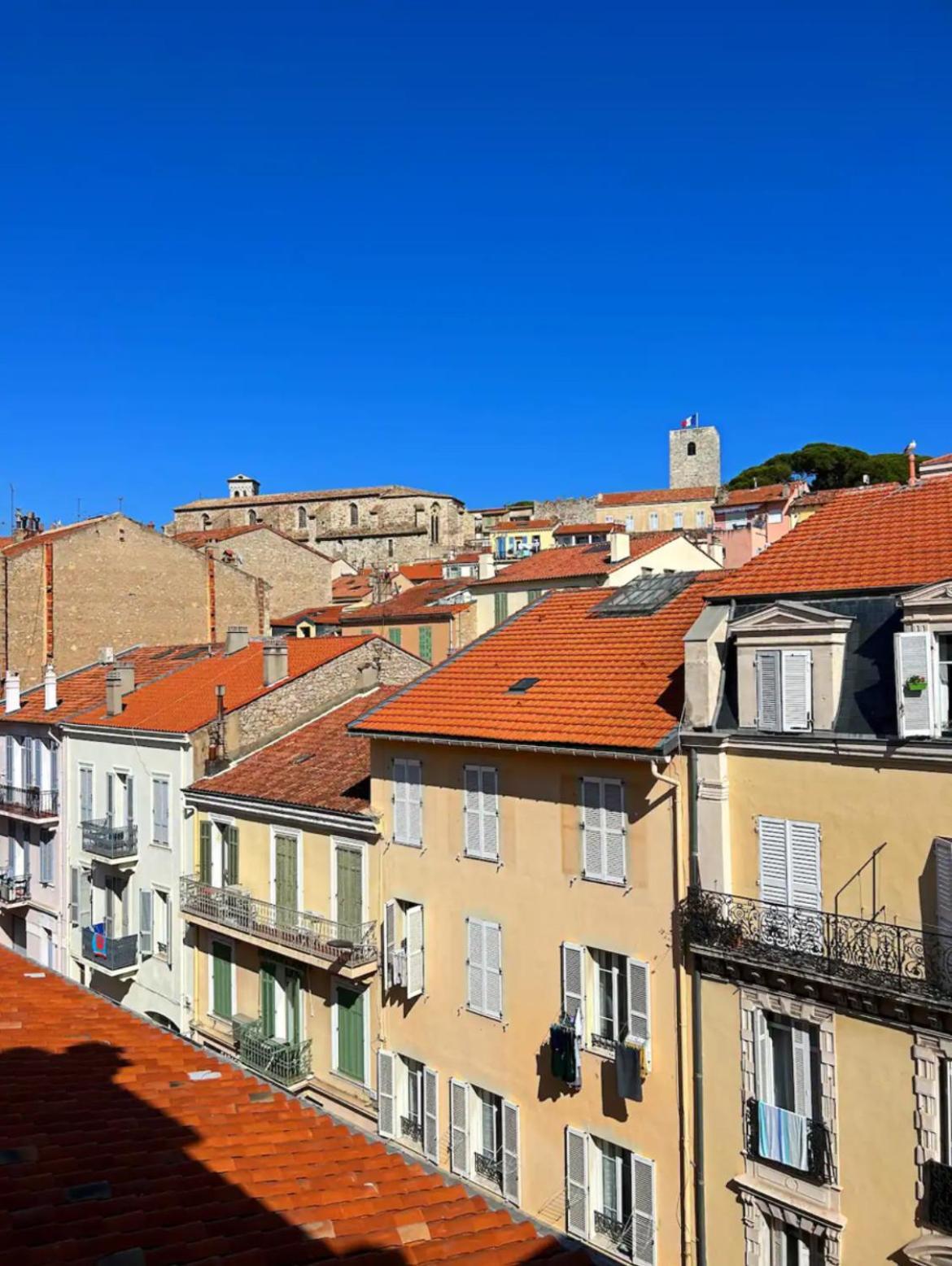 Apartment Renove Au Suquet A Cannes