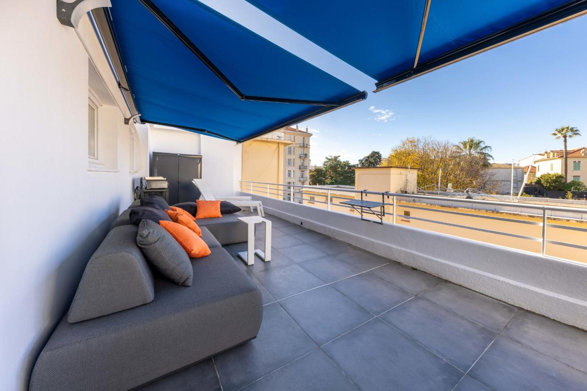 06az - With Terrace - 10min From Palais Apartment *