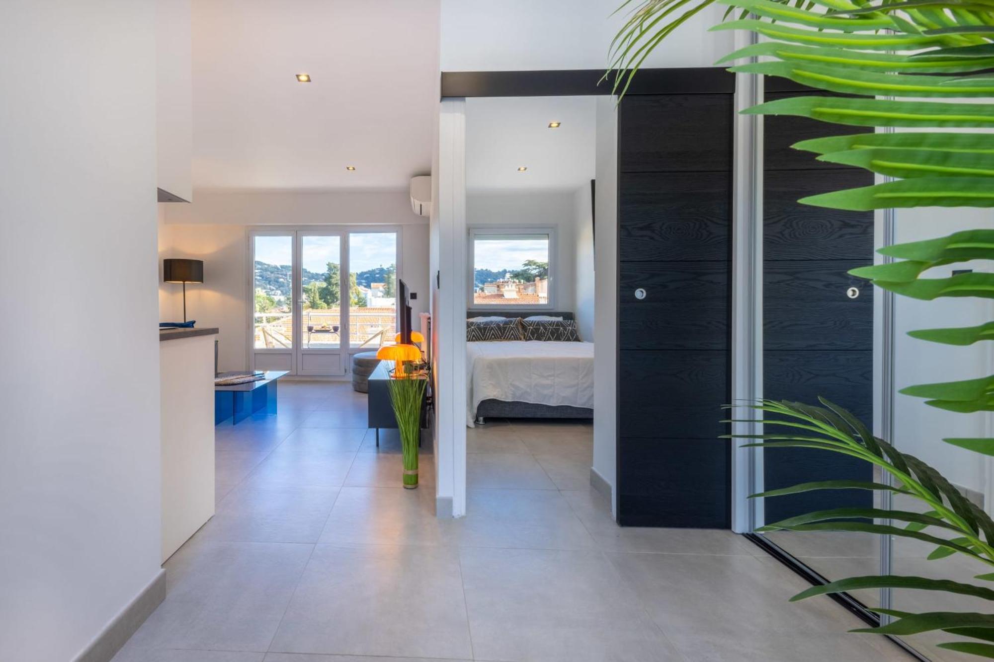 06az - With Terrace - 10min From Palais Apartment *