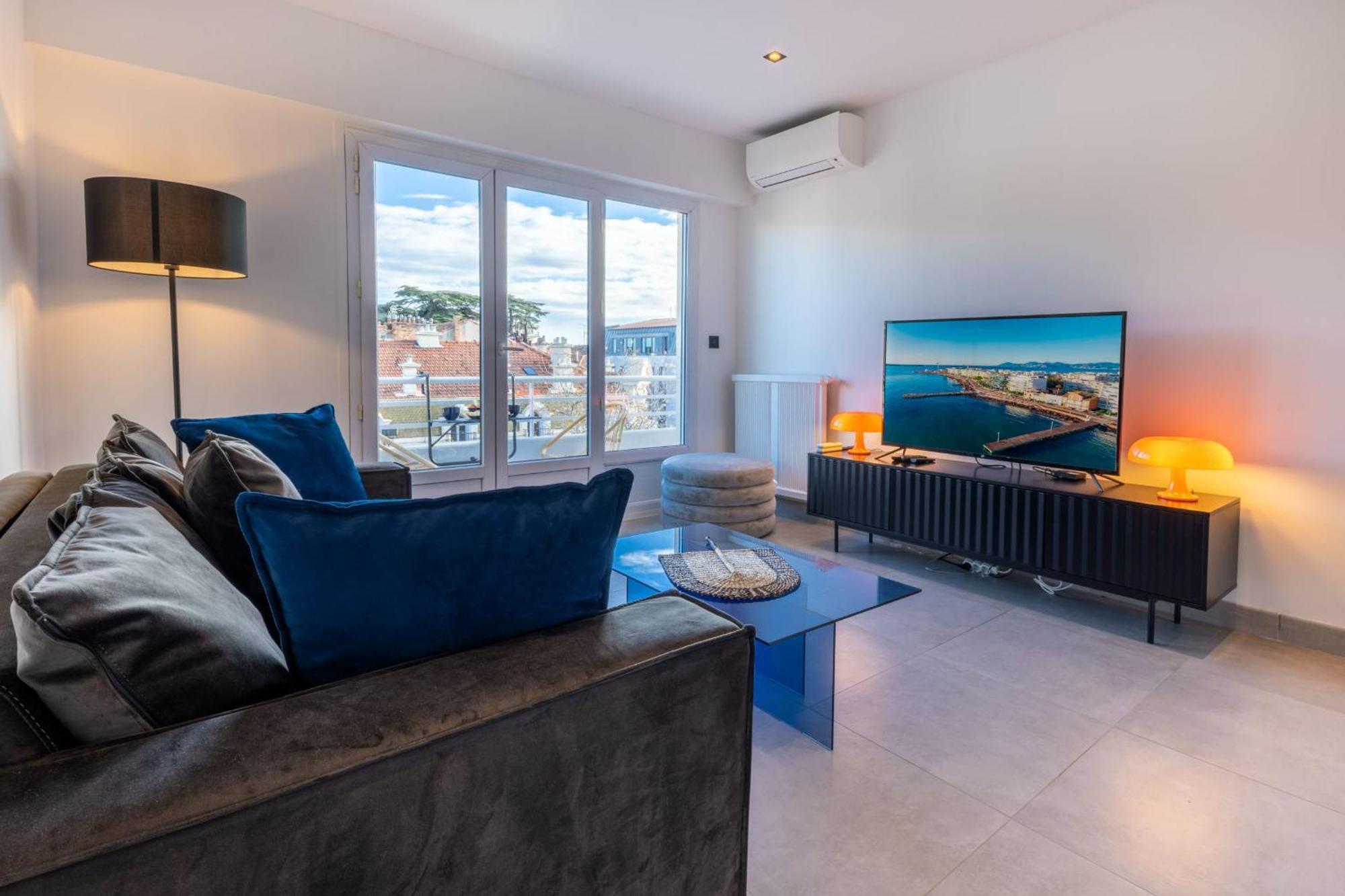 Apartment 06az - With Terrace - 10min From Palais