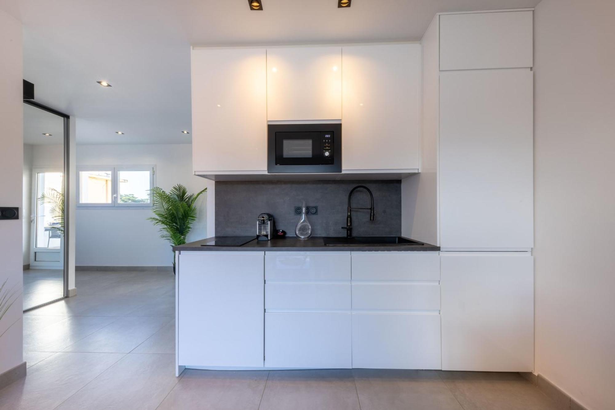 Apartment 06az - With Terrace - 10min From Palais Cannes